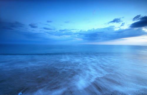 那如歌的旋律渐行渐远……