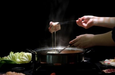 繁华散尽,相负流年一纸情愁