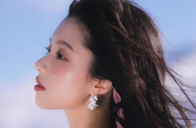 你深情的眸曾点亮我情感的时空