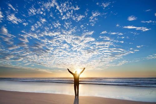 好美的太阳，划过彩虹