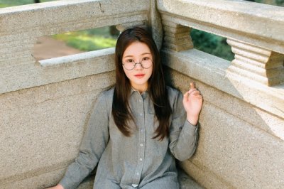 一朵淡雅的花，一份平静与温馨