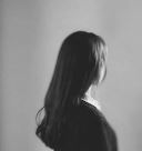 不会因为你已不在，而我就放弃对你的爱。