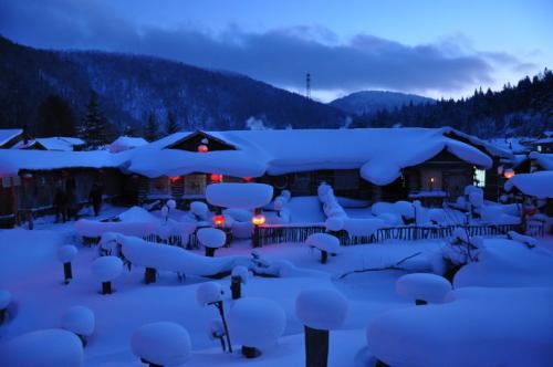 岁月如歌，友情如初