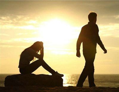 人生故事《穿过年少的躁郁风暴：我是“90后”奇葩女孩》