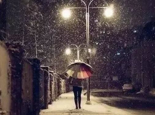 学习爱和尊重的小男孩