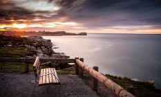 是夜，是泪，是雨掩盖了我的悲伤