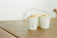 赛龙舟,吃粽子,欢度佳节