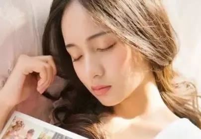 小山村的幸福生活