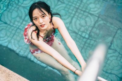 《村庄的昵喃》一月