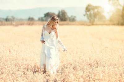 坚如磐石的后盾