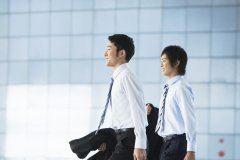 坚持不懈，奋斗向前