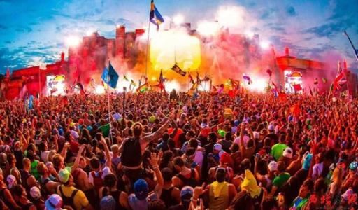 《红色的思念》——一场跨越时空的浪漫