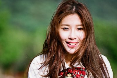 红颜石上刻，万思终落幕