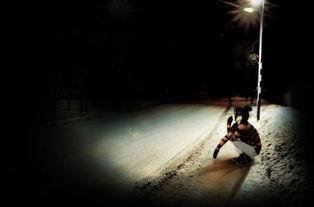 氤氲的眼泪，入了情愁